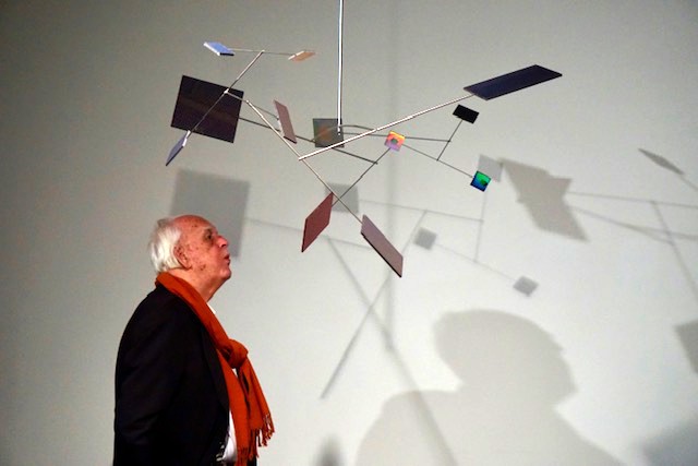 Mobiles 1 © Frank Jung